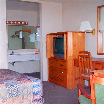 Main Motel - An Independent Magnuson Hotel Ely Εξωτερικό φωτογραφία